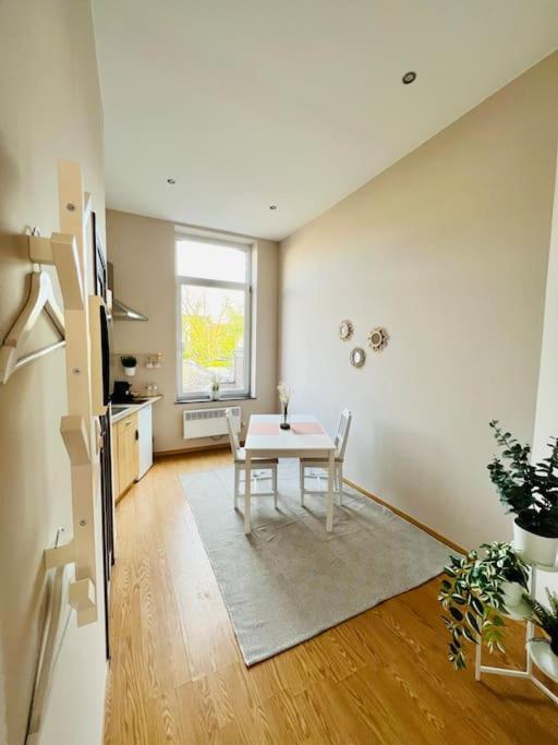 Charmant Petit Appartement. Liege Exterior photo